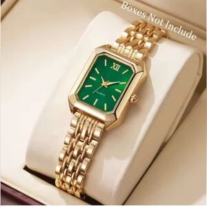 Elegant Gold and Green Women's Watch new